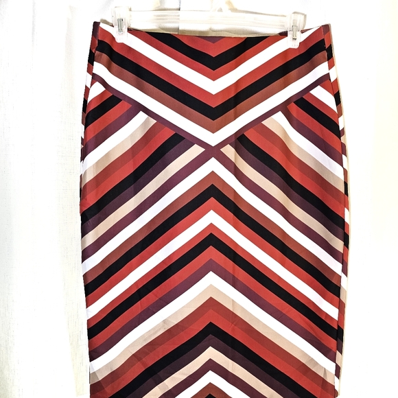 3/$20 ECI XL Multi-colored Striped Skirt - Picture 1 of 6